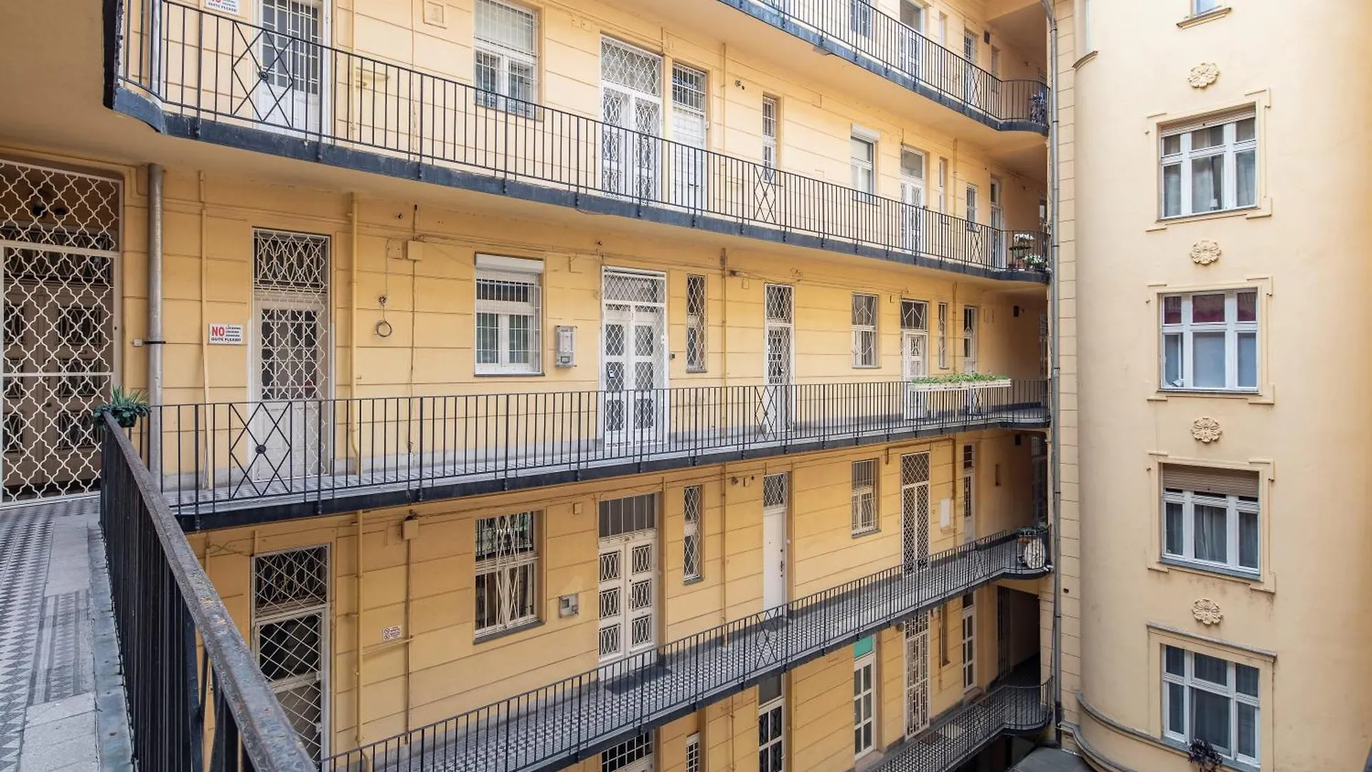Extreme Central Luxury Budapest Hungary